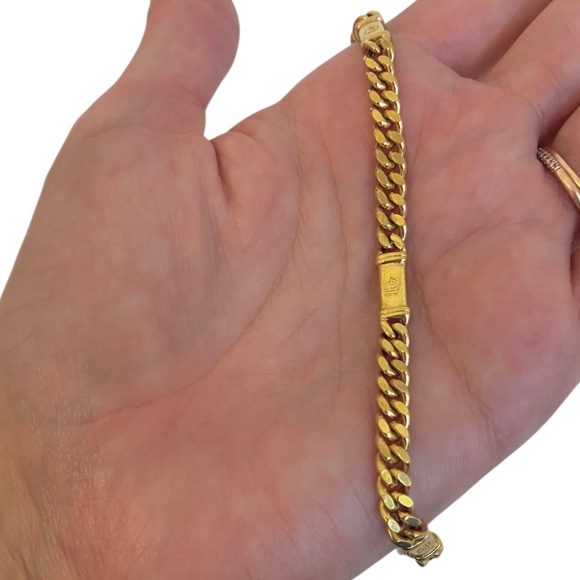 Authentic Christian Dior Gold-Plated 7" Chain Bracelet- Stamped Luxury Accessory - Picture 5 of 5
